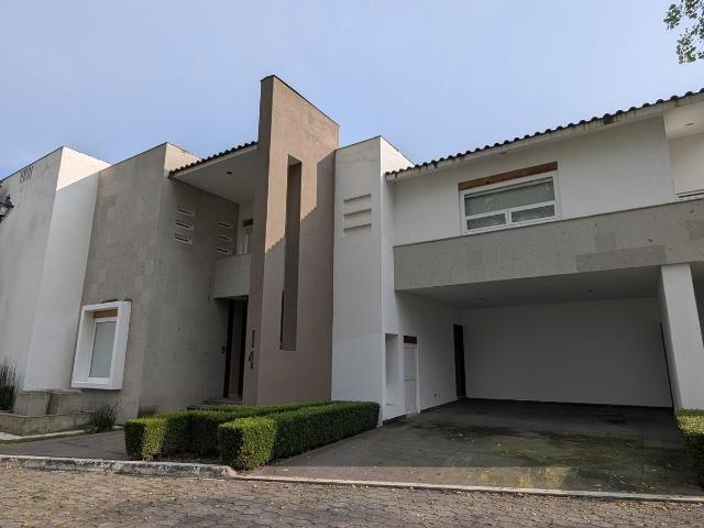 CASA EN RENTA EN PROVIDENCIA, METEPEC