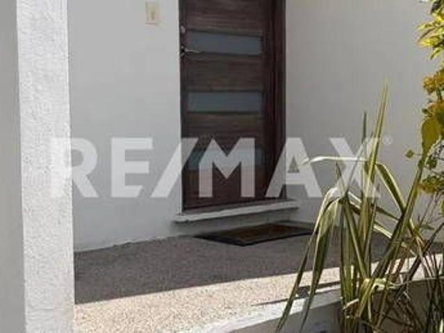 Casa En Renta En Querétaro En Zibata Amueblada Cerca De La Universidad Anáhuac