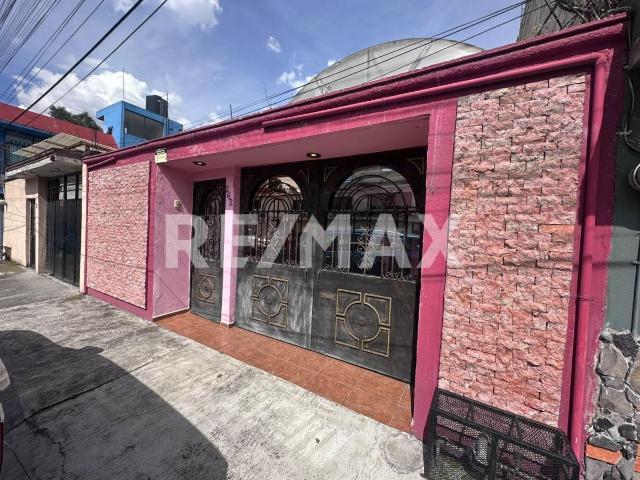 Casa en Renta en Rancho La Mora, Toluca, Estado de México