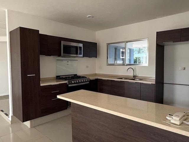 Casa en renta en Real Campestre, Cluster 10, Villahermosa, Tabasco