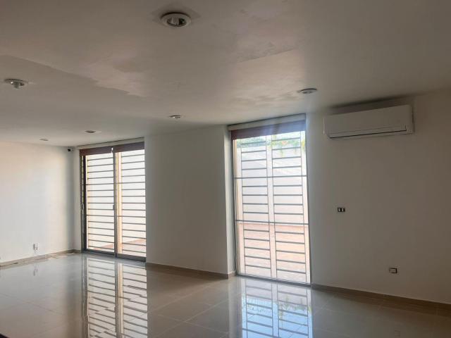 CASA EN RENTA EN REAL CAMPESTRE