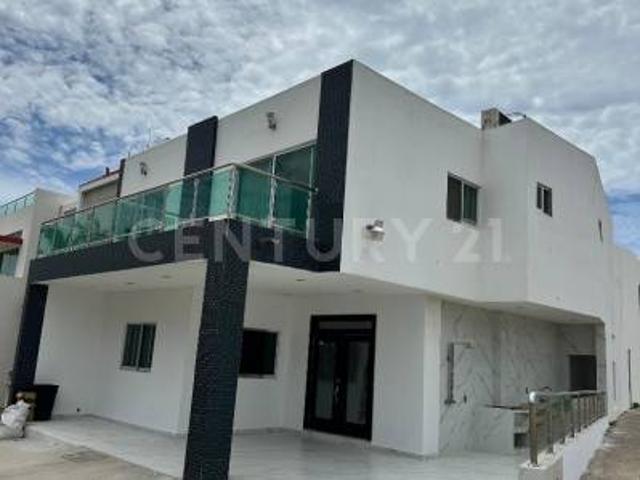 Casa en renta en Real del Valle Coto 10