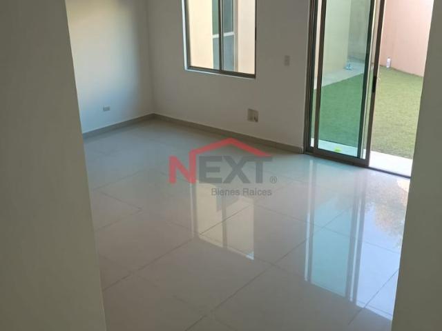 CASA EN RENTA EN RESIDENCIAL MISIONES 3