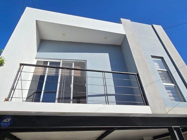 Casa en Renta en Residencial Agua Caliente | Privada