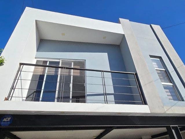 Casa en Renta en Residencial Agua Caliente | Privada