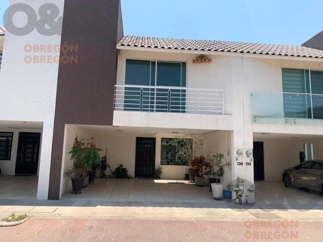 Casa en Renta en Residencial Albazul, Le?n Gto