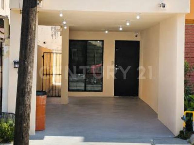 Casa en Renta en Residencial Anahuac, San Nicolas