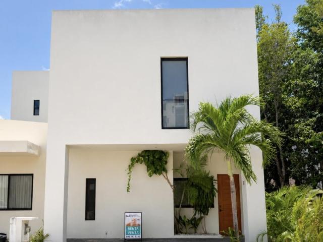 Casa en Renta en Residencial Arbolada, Canc?n