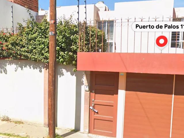 Casa en Renta en Residencial Colón, Toluca, muy cerca de las Universidades, apta para ESTUDIANTES