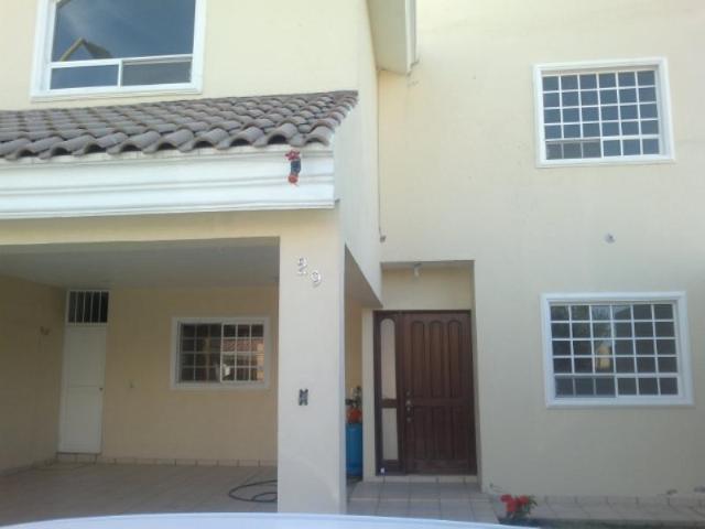 Casa en renta en Residencial del Valle, Torreón, Coahuila de Zaragoza