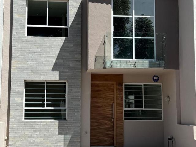 Casa en Renta en Residencial del Valle, Zapopan, Jalisco