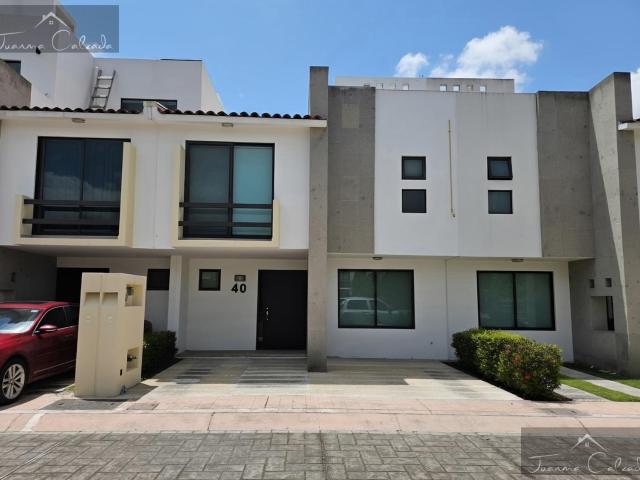 CASA EN RENTA EN RESIDENCIAL EL FORTIN SAN MATEO ATENCO