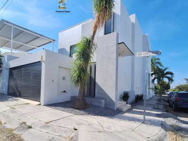 Casa en Renta en Residencial Esmeralda Colima