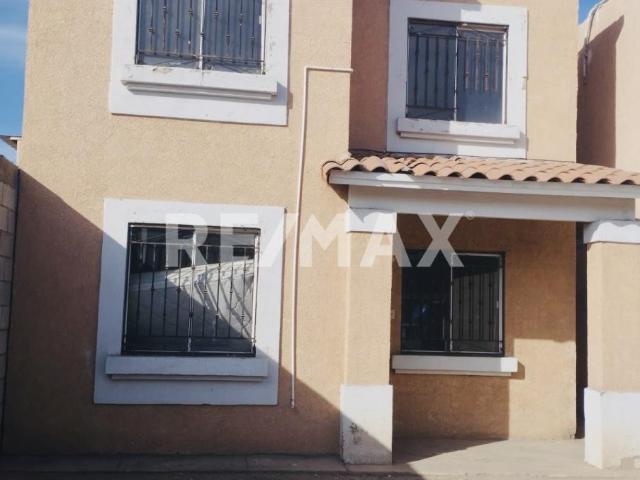 CASA EN RENTA EN RESIDENCIAL GRAN VENECIA
