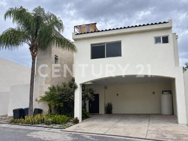CASA EN RENTA EN RESIDENCIAL HACIENDA SANTIAGO, SANTIAGO NUEVO LEON