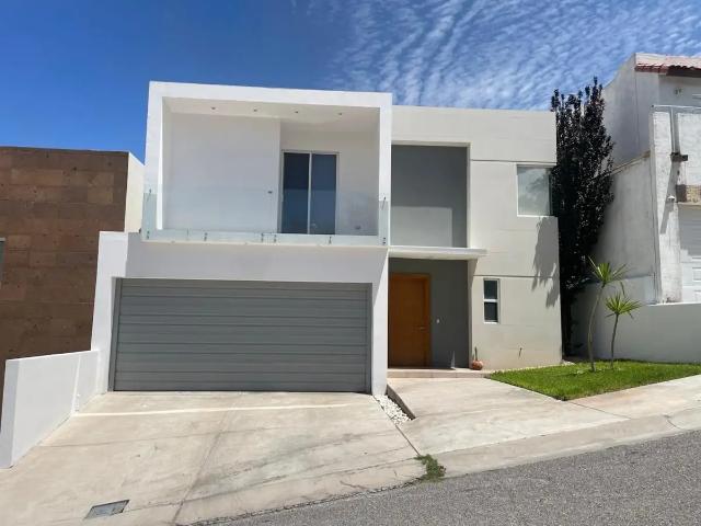 Casa en Renta en Residencial La Cantera