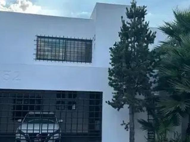 Casa En Renta En Residencial Las Cavas Al Norte De Aguascali