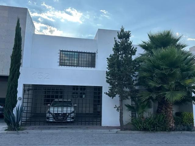 Casa en Renta en Residencial Las Cavas Al Norte de Aguascalientes MGT
