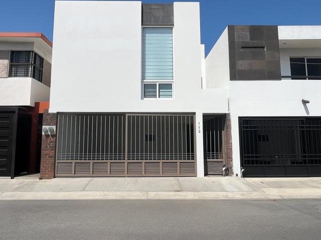 Casa en Renta en Residencial Las Provincias, Apodaca NL