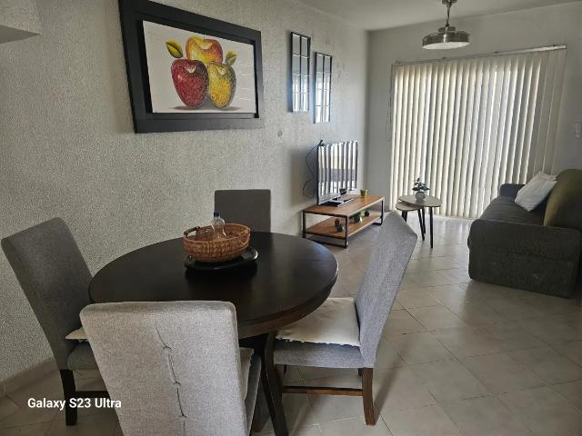 Casa amueblada en Viñedos de 3 habitaciones en renta