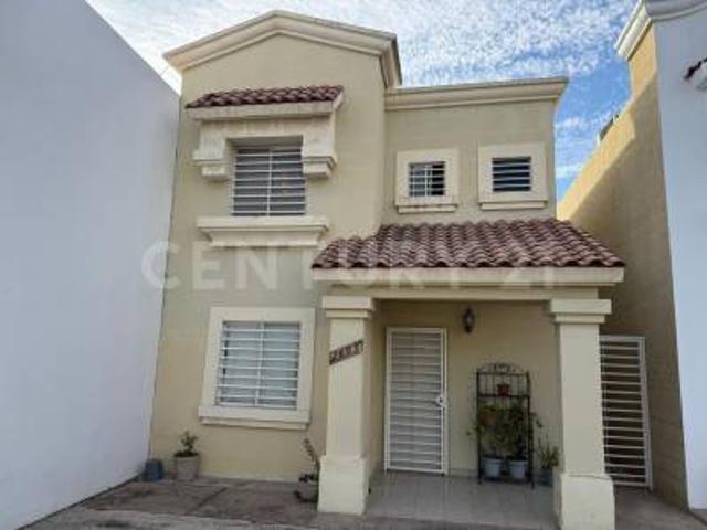 Casa En Renta En Residencial Quinta Valencia