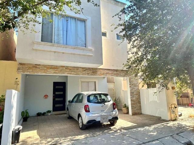 CASA EN RENTA EN RINCON DE LA MORALEJA EN FRACC APODACA