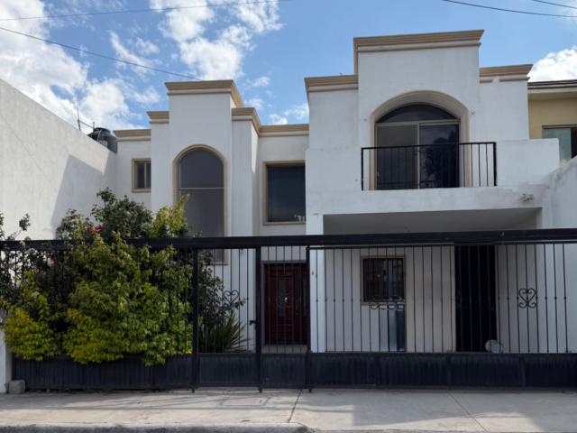 Casa en renta en Rincón de Sayavedra