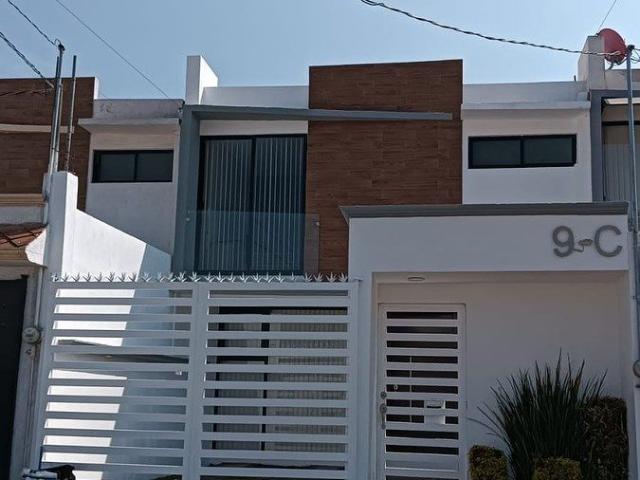 CASA EN RENTA EN SAHAGÚN HIDALGO, LAS HACIENDAS