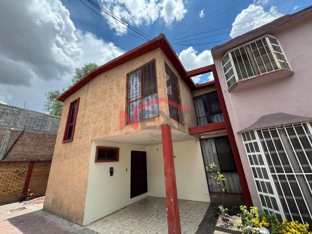 Casa en Renta en Saltillo, Jardines del Valle,, 3 recámaras, 1.0 baños, 180.00 m2 terreno, 123.79 m2 construcción