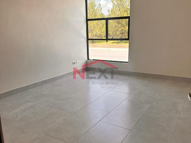 Casa en Renta en Saltillo, Las Misiones,, 4 recámaras, 4.0 baños, 210.00 m2 terreno, 200.00 m2 construcción
