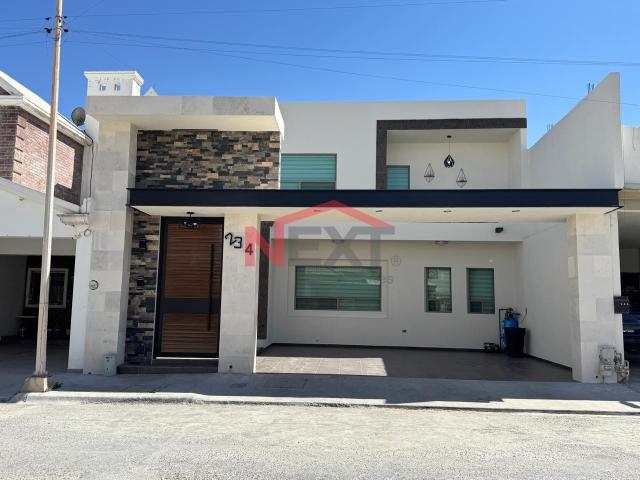 Casa en Renta en Saltillo, Residencial los Reales,, 3 recámaras, 2.0 baños, 280.00 m2 terreno, 220.00 m2 construcción