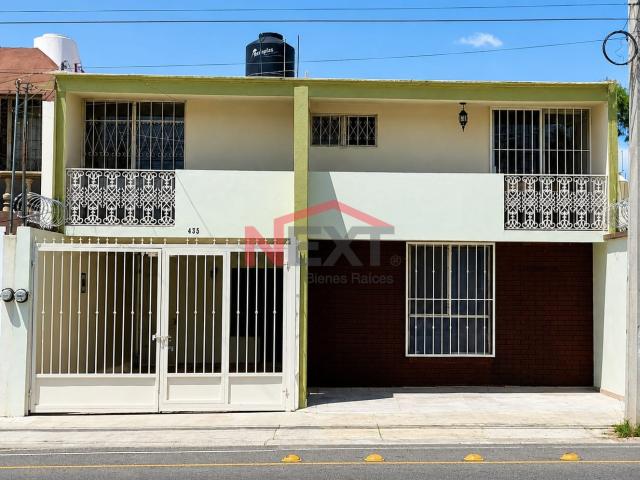 Casa en Renta en Saltillo, República Oriente,, 3 recámaras, 2.0 baños, 200.00 m2 terreno, 200.00 m2 construcción