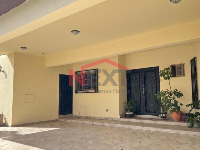 Casa en Renta en Saltillo, San Patricio Plus,, 4 recámaras, 2.0 baños, 396.00 m2 terreno, 378.00 m2 construcción