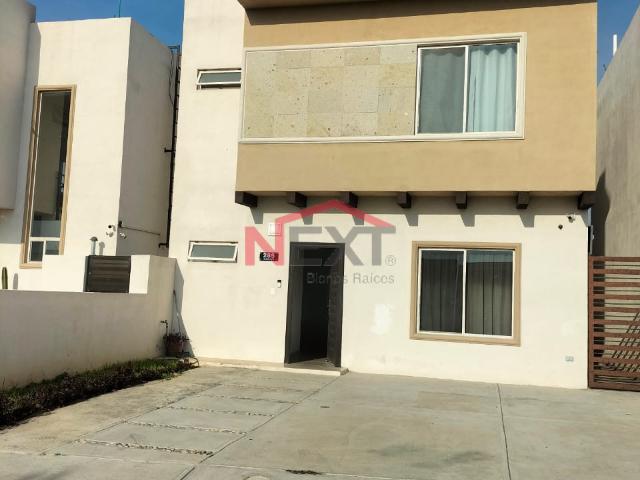 Casa en Renta en Saltillo, Terralta,, 3 recámaras, 2.0 baños, 180.00 m2 terreno, 183.00 m2 construcción