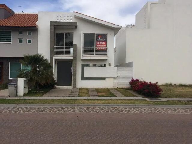 Casa en Renta en san Antonio de Ayala