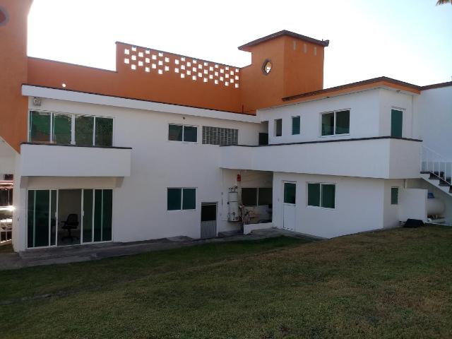 Casa en renta en San Cristobal, Cuernavaca, Morelos