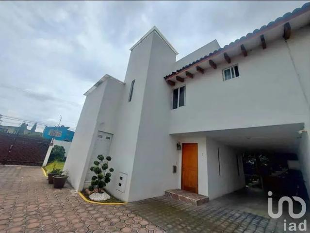 Casa en Renta en San Jerónimo Chicahualco, Metepec, México
