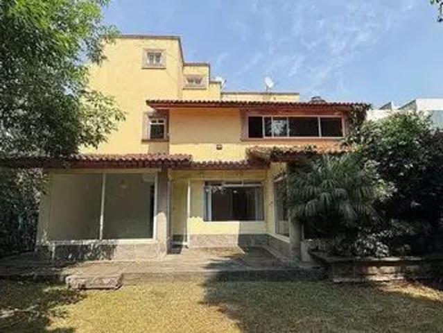 Casa En Renta En San Jerónimo Lídice | 548 M², 3 Recámaras Y Jardín