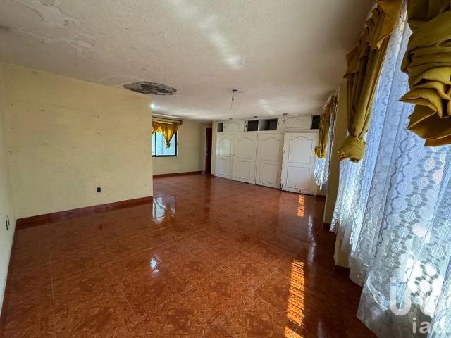 Casa en Renta en San Juan Xalpa, Iztapalapa, Ciudad de México