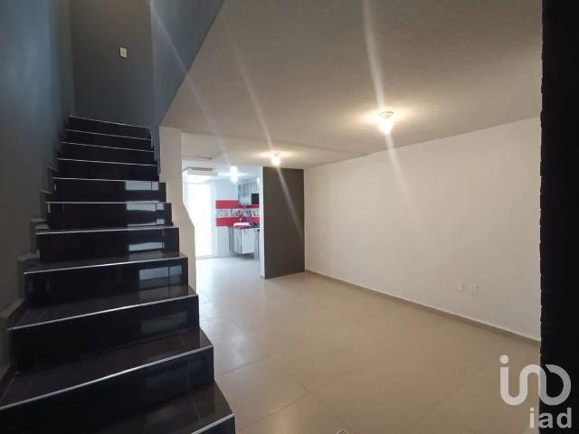 Casa en Renta en San Lorenzo Tetlixtac, Coacalco de Berriozábal, México