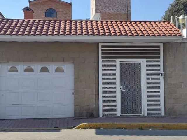 Casa en Renta en San Martín Azcatepec, Tecámac, México