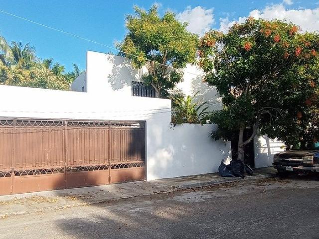 casa en renta en san ramon norte, a pocos mts de la av. garcia lavin