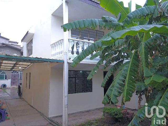 Casa en Renta en Santa Martha Acatitla Sur, Iztapalapa, Ciudad de México