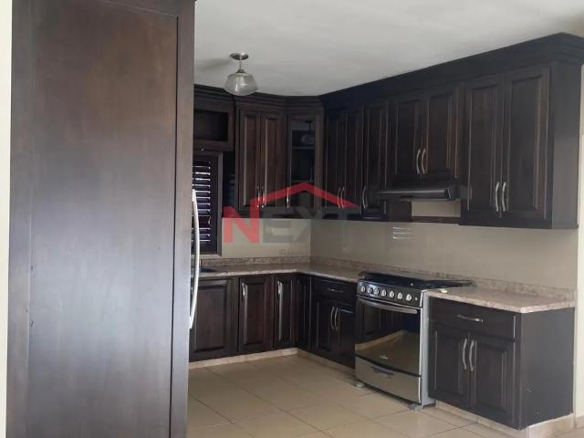 CASA EN RENTA EN SANTA BARBARA RESIDENCIAL