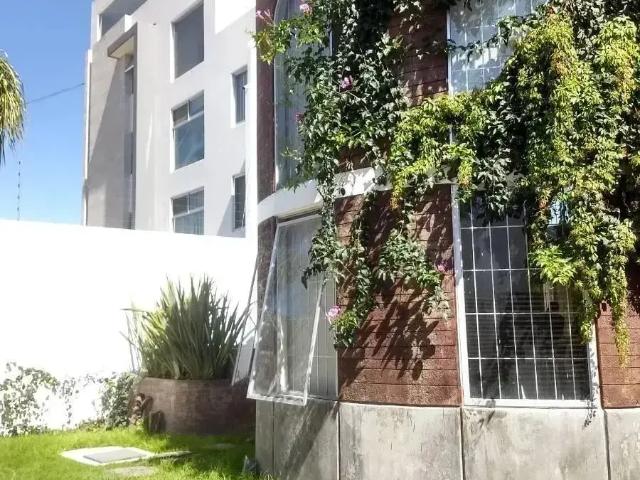Casa en renta en Santa Cruz Buenavista, Puebla, Puebla