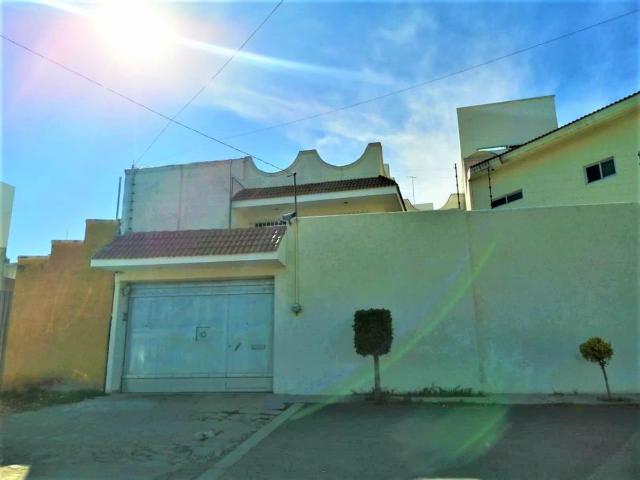 Casa en renta en Santa Cruz Buenavista, Puebla, Puebla