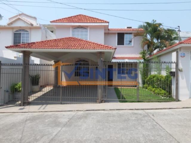 Casa en renta en Santa Elena, Poza Rica de Hidalgo, Veracruz de Ignacio de la Llave