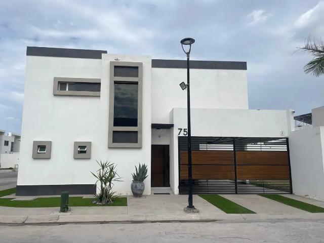 Casa en Renta en Sector Viñedos, Torreón Coahuila