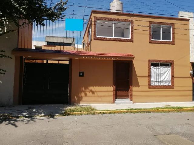 Casa en renta en Sector Popular, Toluca, México