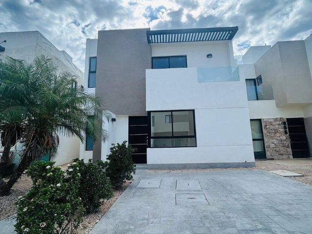 Casa en Renta en Solana Residencial